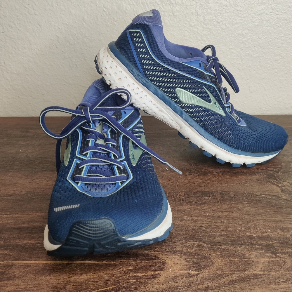 Brooks Ghost 12 Blue Running Walking Activities Shoes Size 7.5